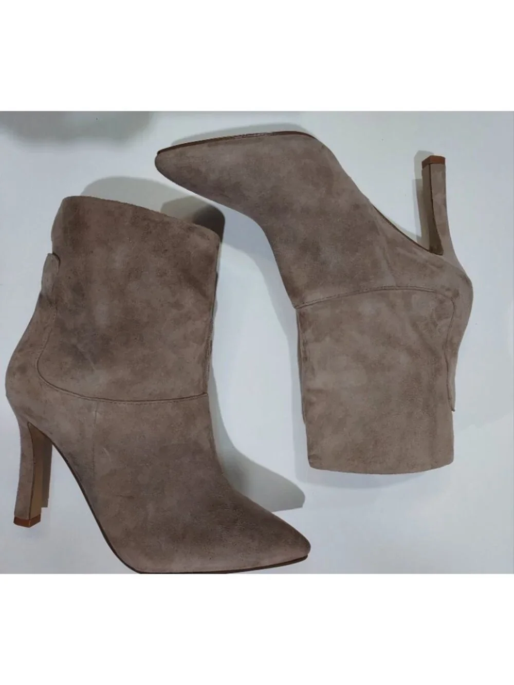 Boots Nine West Beige Suede Stiletto Size 7.5 Pull On 4 Inch Heels Never Worn - Picture 5 of 9